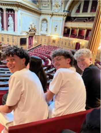 Filière STMG à Paris et au Sénat - Lycée Saint Charles