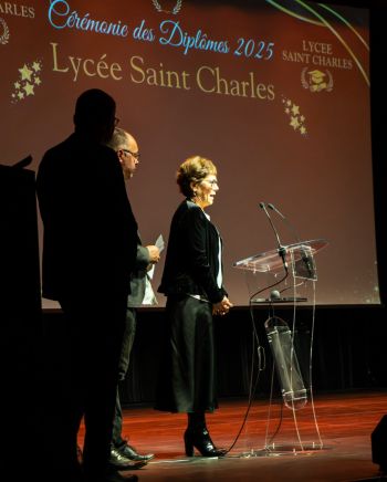 REMISE DES DIPLOMES SESSION 2025 LGT - Lycée Saint Charles