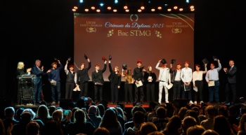 REMISE DES DIPLOMES SESSION 2025 LGT - Lycée Saint Charles