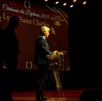 REMISE DES DIPLOMES SESSION 2025 LGT - Lycée Saint Charles